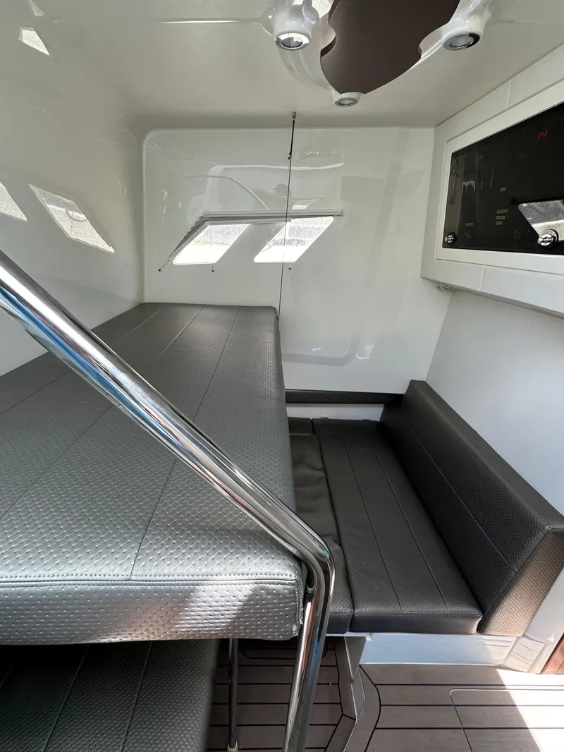 Slide: The Image of SeaVee 430 Fisharound 2016 - 70