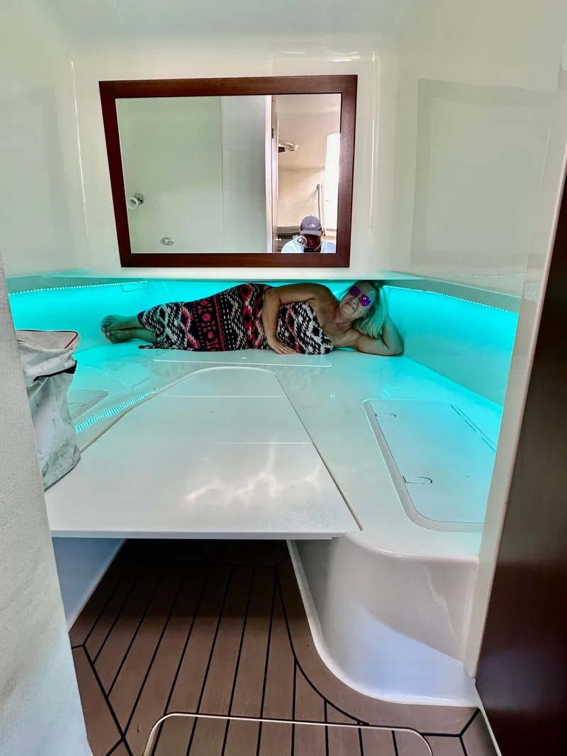 Slide: The Image of SeaVee 430 Fisharound 2016 - 81