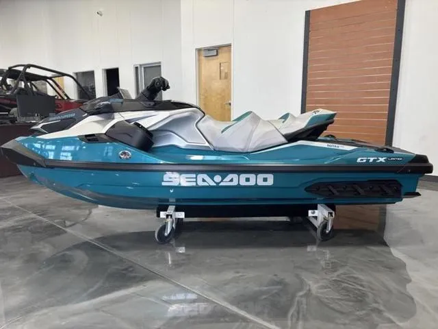 Slide: The Image of Sea-Doo GTX 2025 - 5