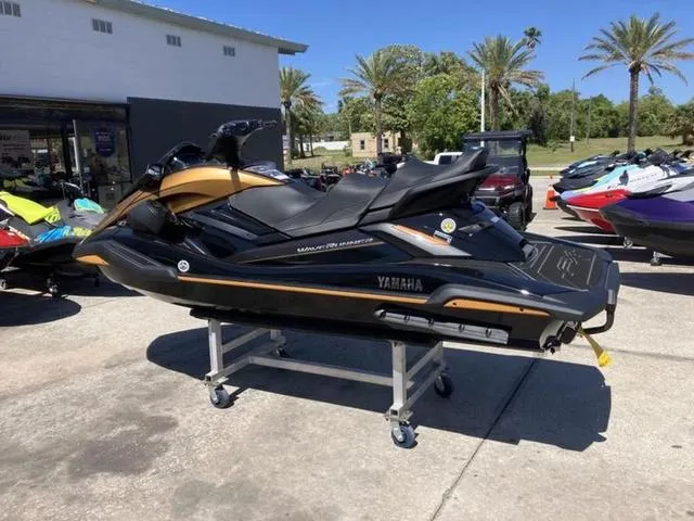 Slide: The Image of Yamaha FX Cruiser HO 2025 - 7