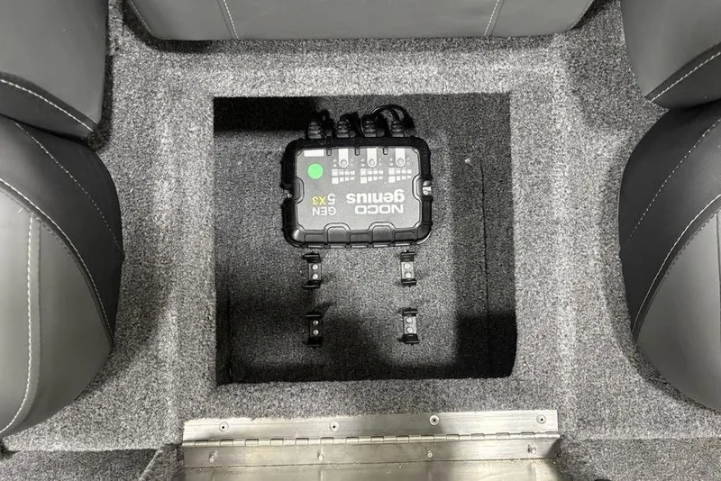 Slide: The Image of Interior of 2025 Tracker Pro Team™ 190 with NOCO Genius GEN5X3 charger. - 18