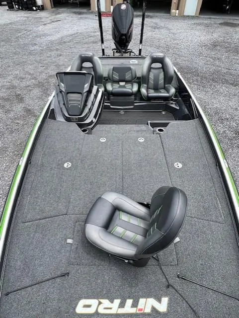Slide: The Image of 2024 Nitro Z21 XL boat with spacious deck and comfortable seating. - 8