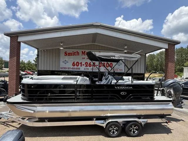 The Image of Veranda VISTA22RC Tri-Toon 2025 - 1