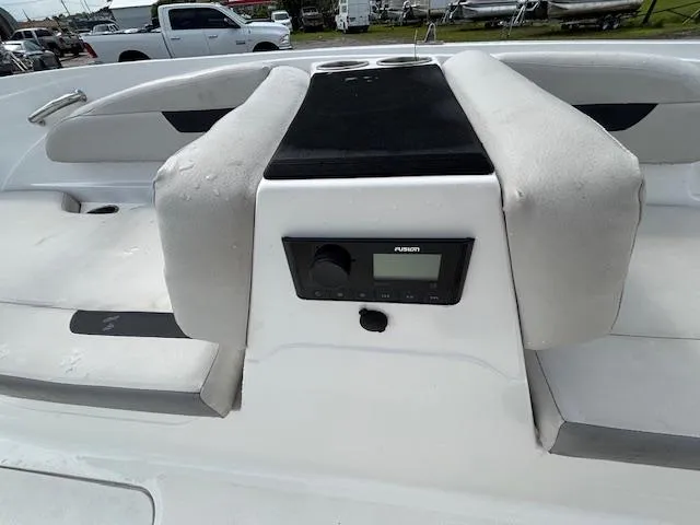 Slide: The Image of 2022 Hurricane SunDeck Sport 185 OB boat interior with Fusion stereo system. - 14
