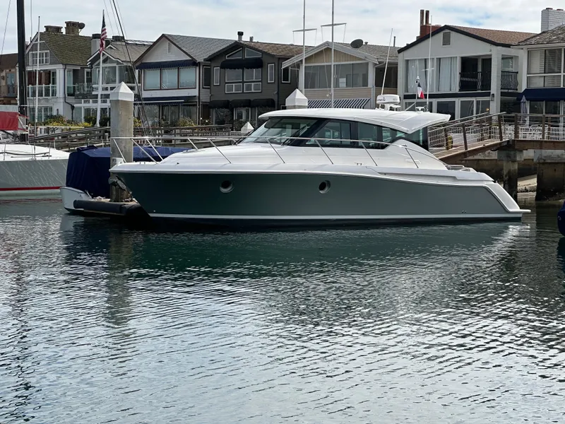 Slide: The Image of Tiara 39 Coupe 2020 - 0