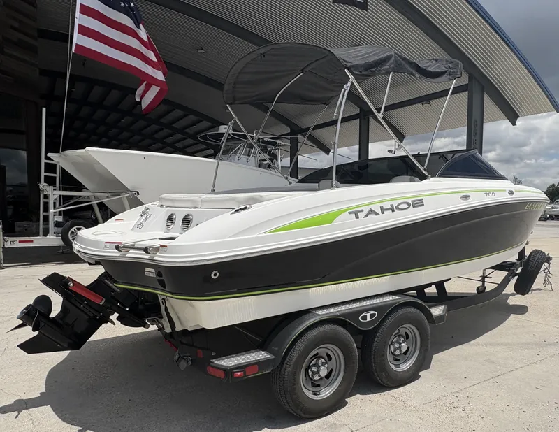 Slide: The Image of Tahoe 700 2019 - 4