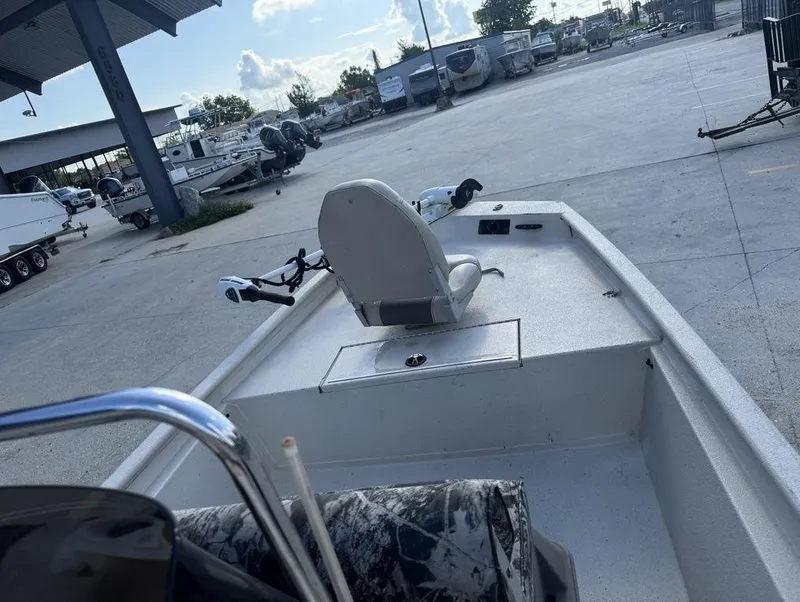 Slide: The Image of Xpress XP18 2010 - 15