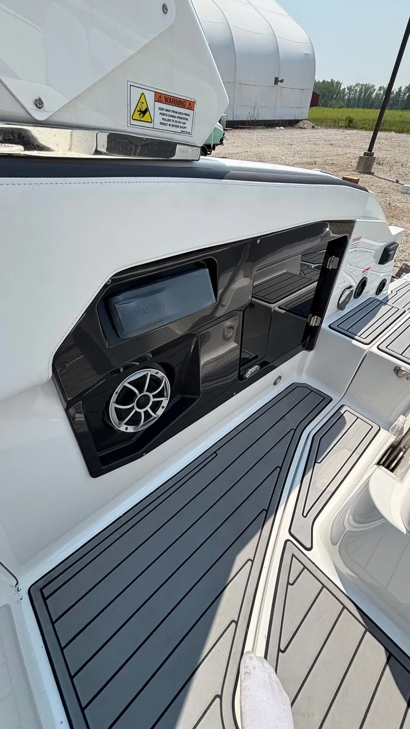 Slide: The Image of Monterey 258SS Super Sport 2018 - 13