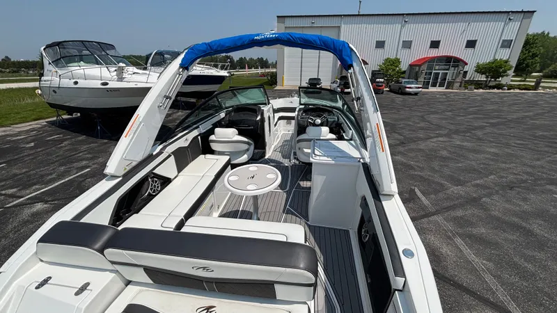 Slide: The Image of Monterey 258SS Super Sport 2018 - 8