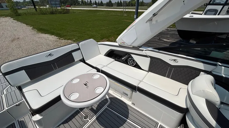 Slide: The Image of Monterey 258SS Super Sport 2018 - 9