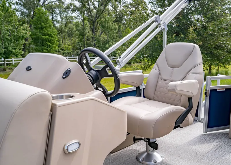 Slide: The Image of Tahoe STX 19 Crusie 2025 - 10