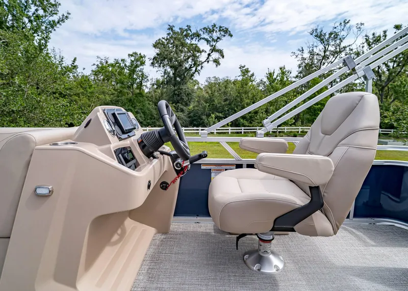 Slide: The Image of Tahoe STX 19 Crusie 2025 - 11