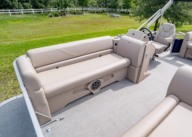 Slide: The Image of Tahoe STX 19 Crusie 2025 - 8