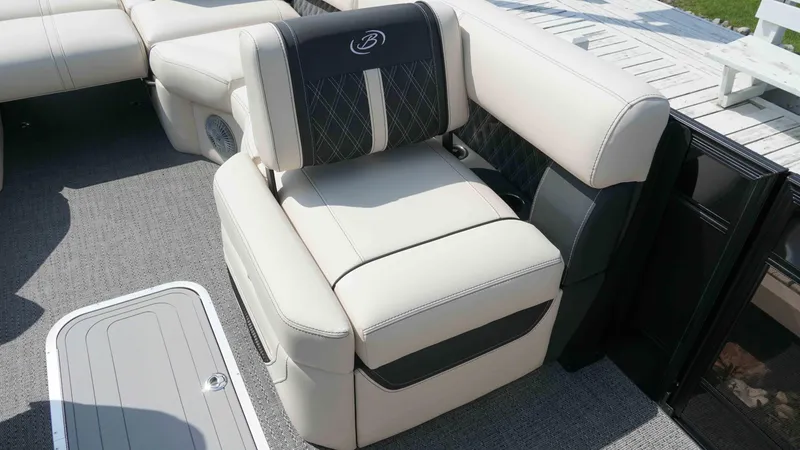 Slide: The Image of Barletta Lusso Twin L25MAT 2025 - 13