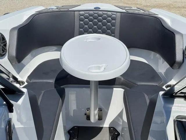 Slide: The Image of Scarab 255 LX Wake 2025 - 24