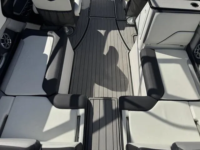 Slide: The Image of Yamaha 252SE 2021 - 13