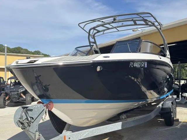 Slide: The Image of Yamaha 252SE 2021 - 3