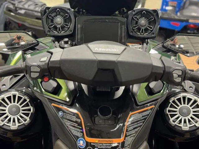 Slide: The Image of Kawasaki ULTRA 160LX 2025 - 12