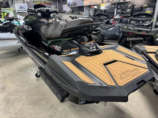 Slide: The Image of Kawasaki ULTRA 160LX 2025 - 5