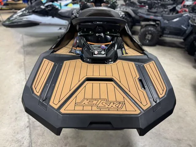 Slide: The Image of Kawasaki ULTRA 160LX 2025 - 6