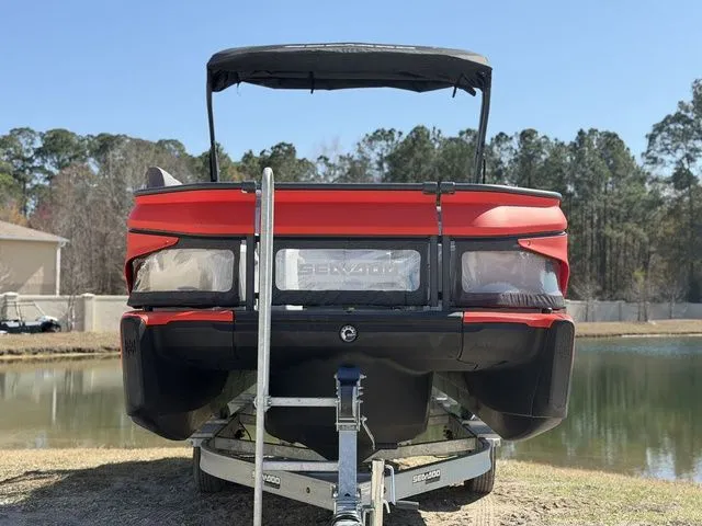 Slide: The Image of Sea-Doo Switch Cruise 21 2024 - 2