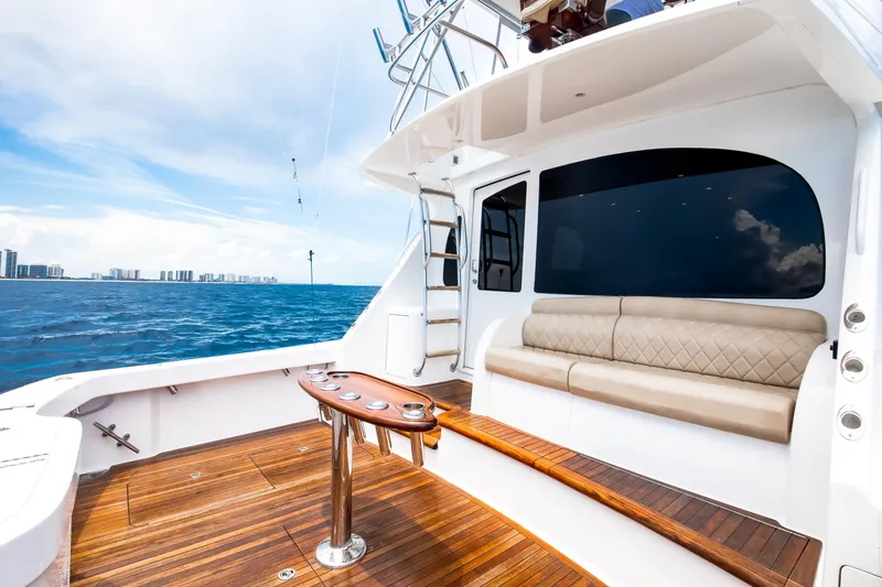 Slide: The Image of Viking 48 FULL CIRCLE - Cockpit & Mezzanine Seating - 20