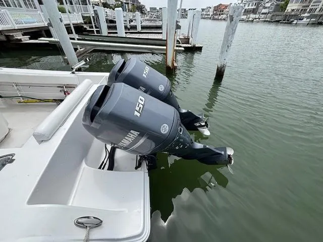 Slide: The Image of Sportsman Heritage 251 Center Console 2015 - 28