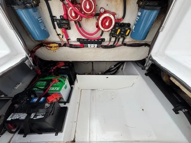 Slide: The Image of Sportsman Heritage 251 Center Console 2015 - 29