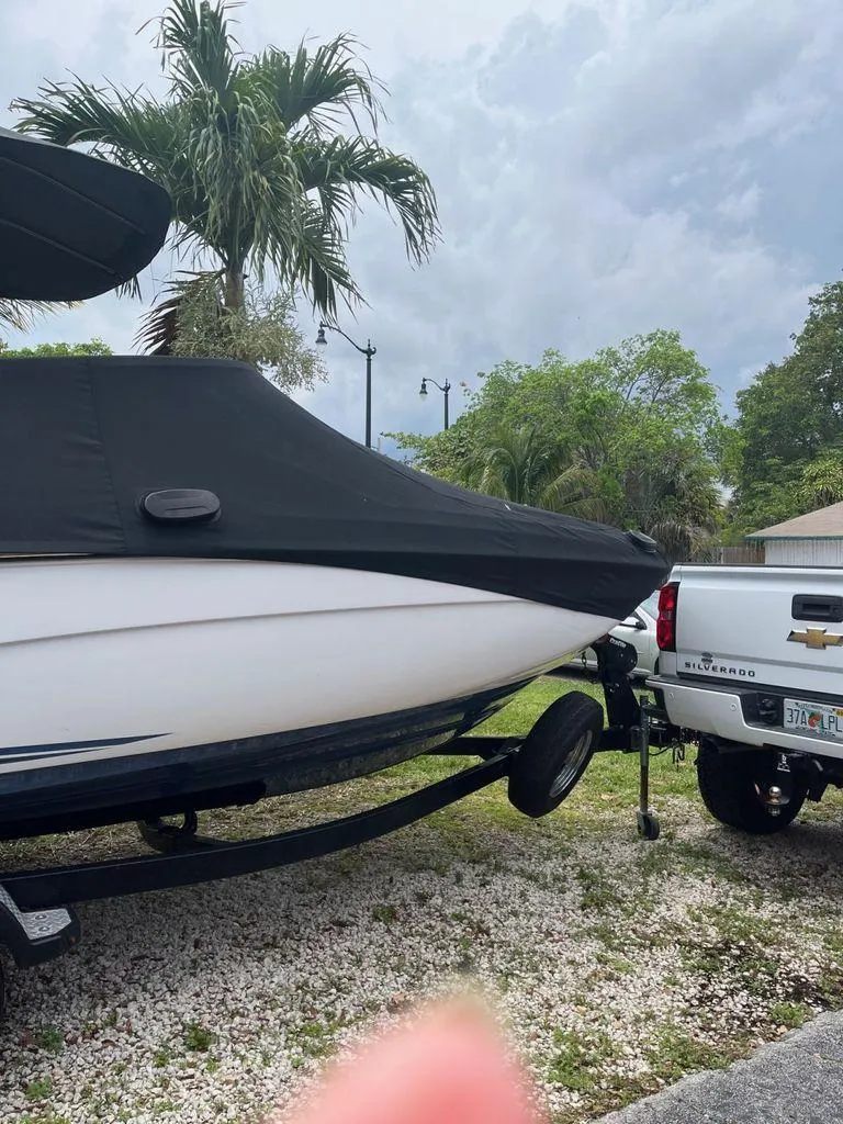 Slide: The Image of Yamaha 212 Limited 2018 - 4