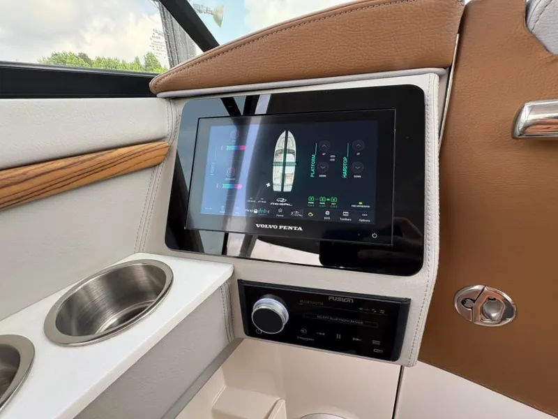 Slide: The Image of Regal LS9 Ultimate 2024 - 19