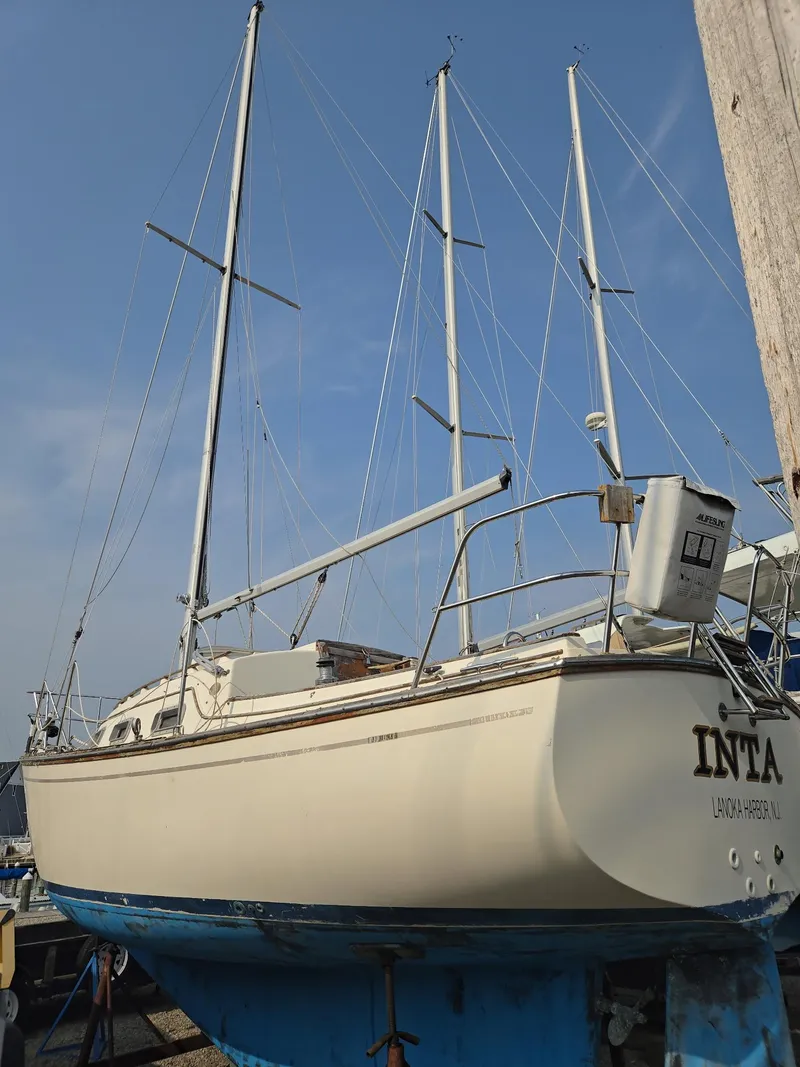 Slide: The Image of Island Packet 27 1986 - 20