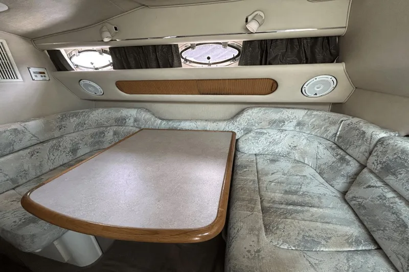 Slide: The Image of Sea Ray 290 Sundancer 1996 - 21