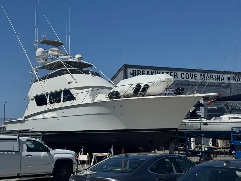 Slide: The Image of Hatteras 58 Sportfish 1990 - 57