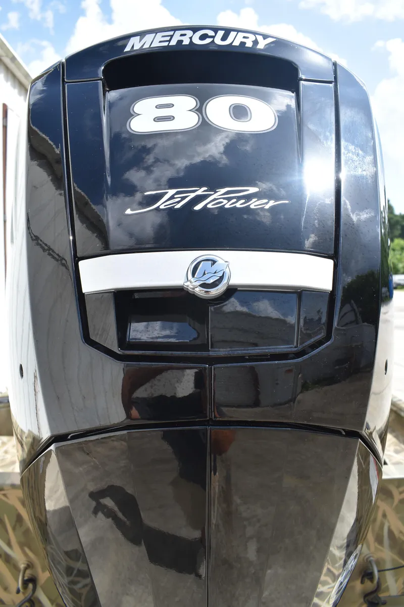 Slide: The Image of Mercury 80 Jet Power engine on Lowe RX1860 Tunnel Jet, 2025 model. - 8