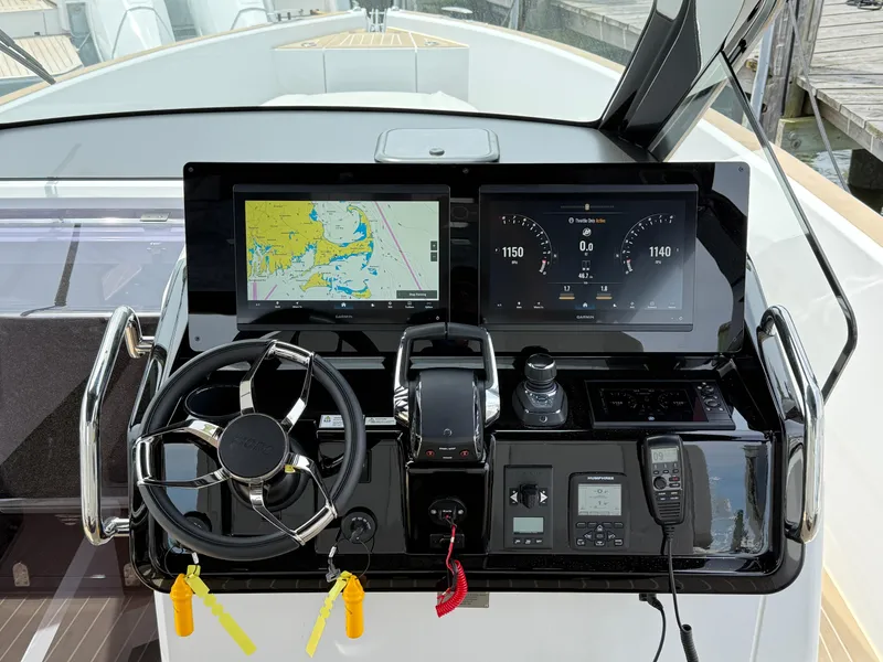 Slide: The Image of Fjord 39 XP 2025 - 50