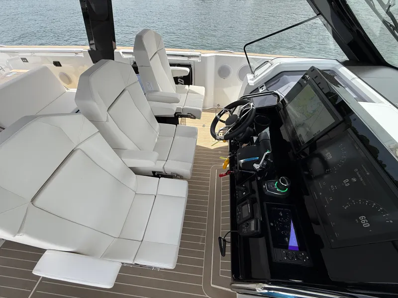 Slide: The Image of Fjord 39 XP 2025 - 62