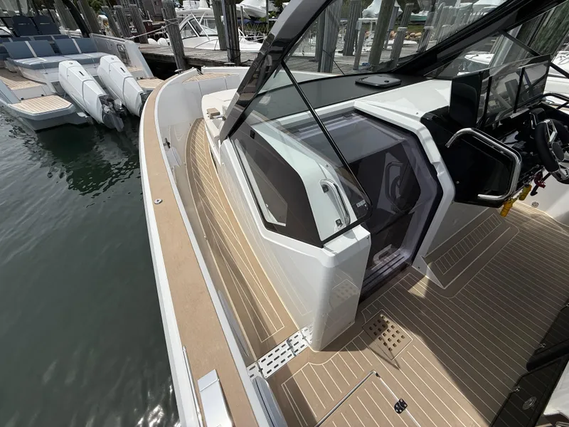 Slide: The Image of Fjord 39 XP 2025 - 67