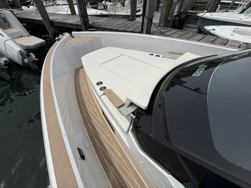 Slide: The Image of Fjord 39 XP 2025 - 69