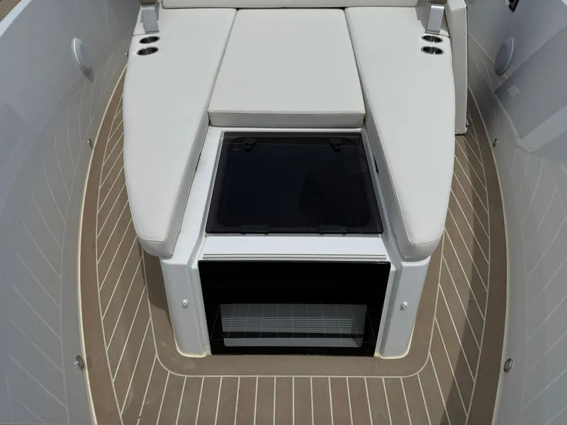 Slide: The Image of Fjord 39 XP 2025 - 74