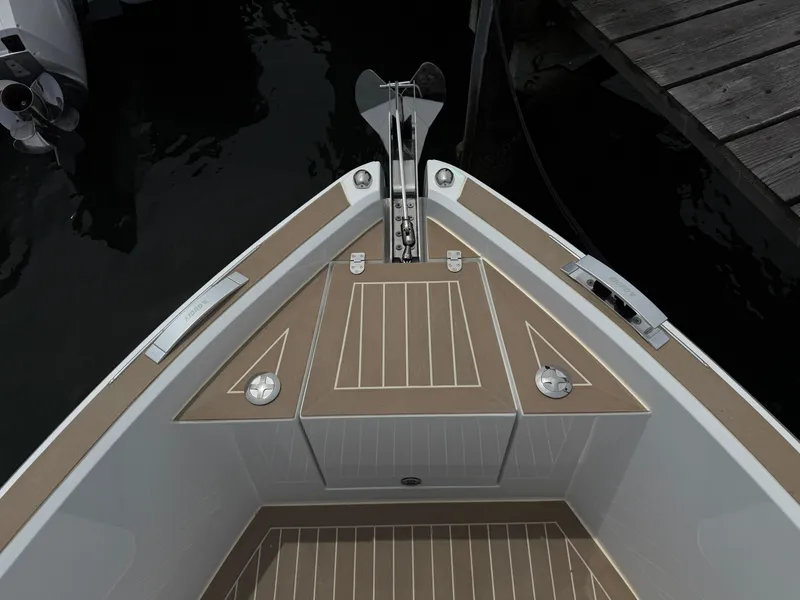 Slide: The Image of Fjord 39 XP 2025 - 76