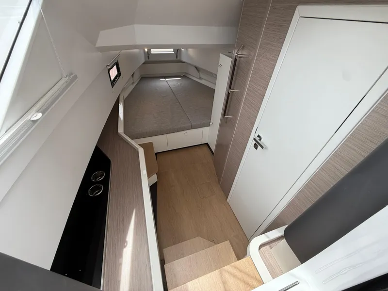 Slide: The Image of Fjord 39 XP 2025 - 82