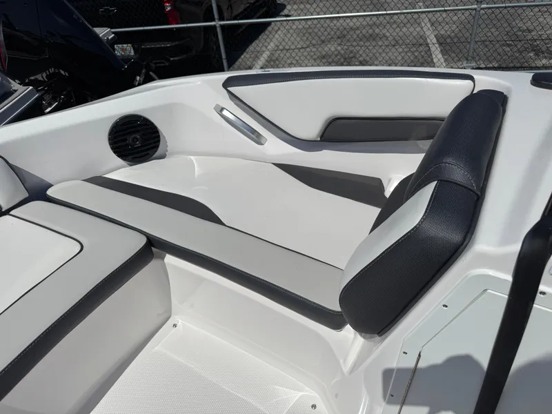 Slide: The Image of 2025 Yamaha Boats 195S interior seating with sleek design and modern upholstery. - 9
