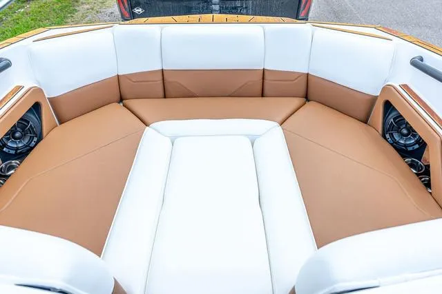 Slide: The Image of Moomba Max 2025 - 15