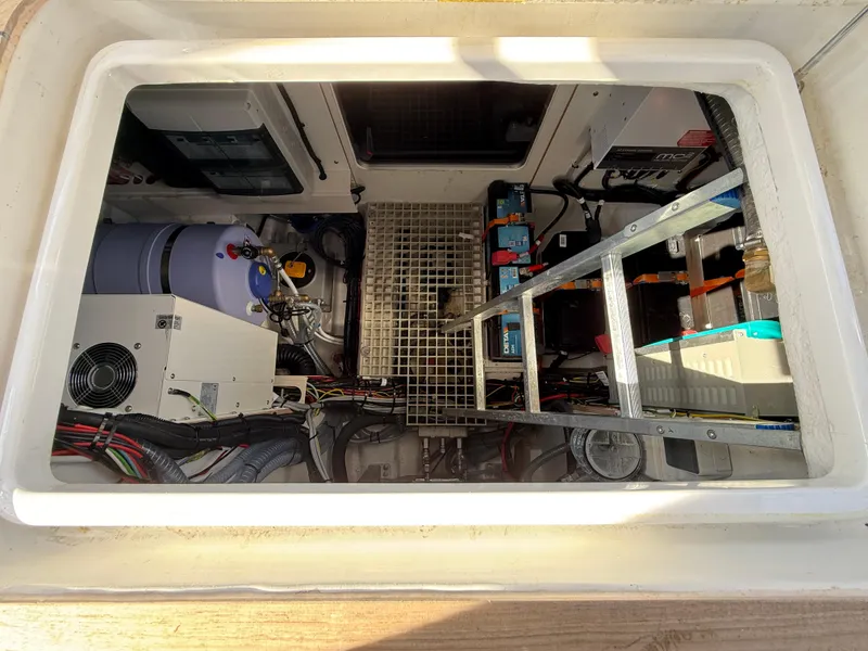 Slide: The Image of Fjord 41 XP 2025 - 51