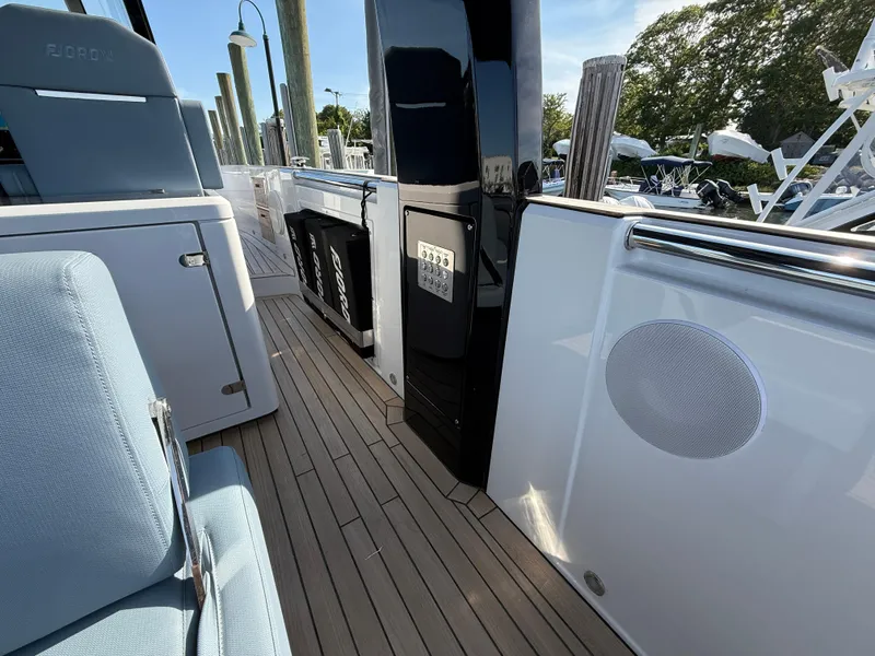 Slide: The Image of Fjord 41 XP 2025 - 59