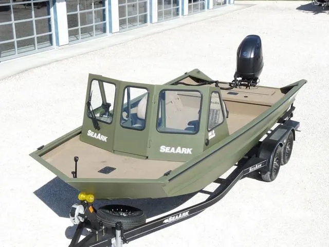 Slide: The Image of SeaArk 2072 Flat Cat Package 2025 - 1