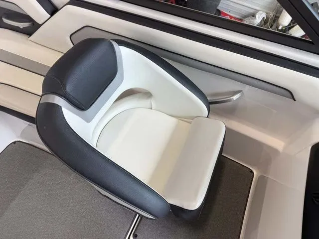 Slide: The Image of Yamaha SX195 2018 - 8