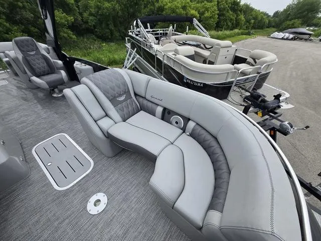 Slide: The Image of Bennington 25 QXFBA 2023 - 13