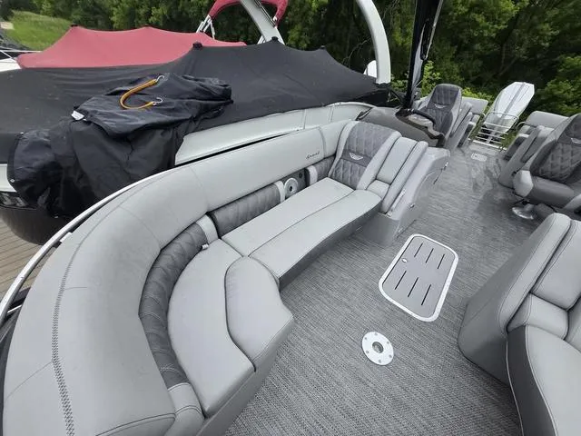 Slide: The Image of Bennington 23 QXFBA 2023 - 11