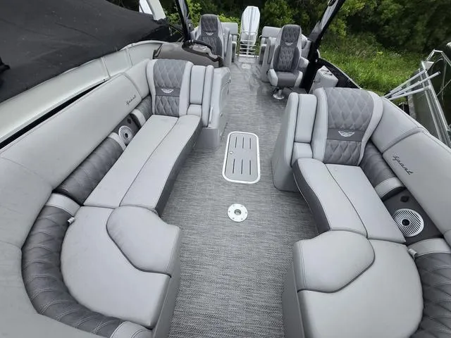 Slide: The Image of Bennington 25 QXFBA 2023 - 7